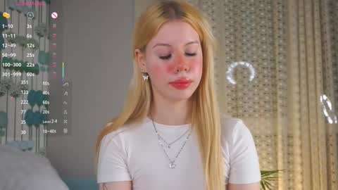 Jennifer  online show from 10-30-25, 07:36