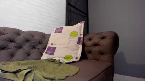 JANE  online show from 01-20-25, 06:42