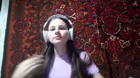 Chloe online show from 06-04-26, 03:29