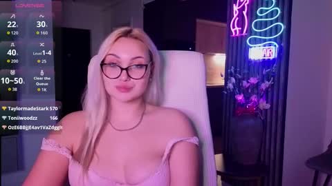 Jane online show from 12-17-25, 09:32