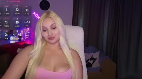 Snapshot of janemiss chatting on 06-18-26, 03:49 Jane online show from 06-18-26, 03:49