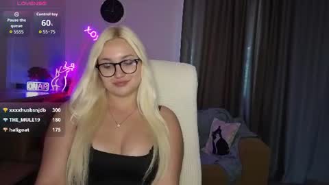Snapshot of janemiss chatting on 07-18-26, 01:59 Jane online show from 07-18-26, 01:59
