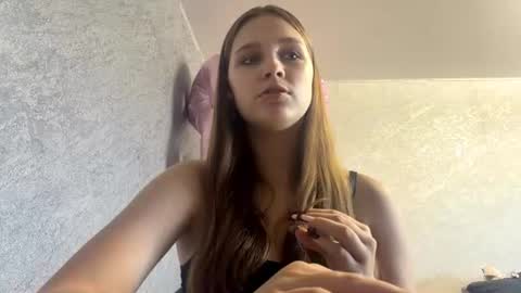 Lilly online show from 07-18-26, 02:43
