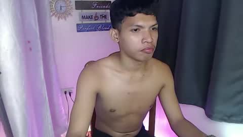 janlloyd04 online show from 11-09-25, 11:47