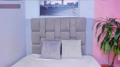 Janna online show from 12-23-25, 10:57
