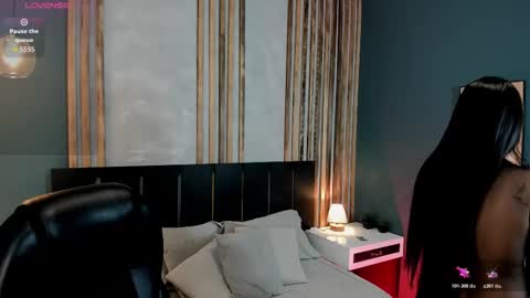 Snapshot of janne_lee chatting on 12-15-25, 08:02 Janne for u online show from 12-15-25, 08:02