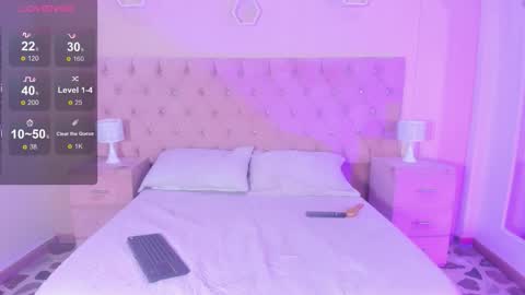 Snapshot of janneblossom chatting on 11-12-25, 09:25 Janne online show from 11-12-25, 09:25