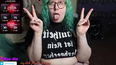 Jannet online show from 10-28-25, 02:42