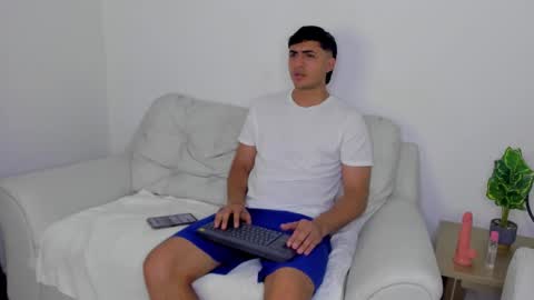 janomar01 online show from 11-09-25, 11:30