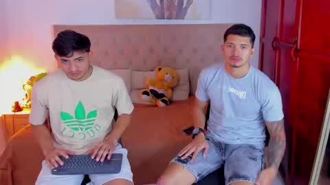 janomar01 online show from 11-17-25, 06:46