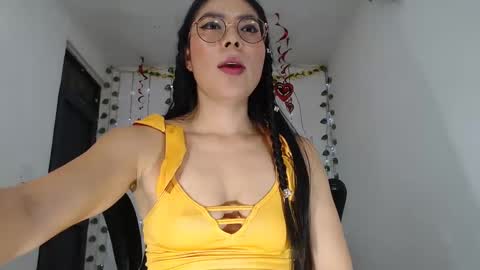 Snapshot of japonesa01 chatting on 02-28-25, 04:20 Monik online show from 02-28-25, 04:20