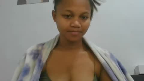 Snapshot of jarevava chatting on 07-14-26, 10:21 Jarevava online show from 07-14-26, 10:21