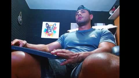 Snapshot of jarod131675 chatting on 10-03-25, 09:45 jarod online show from 10-03-25, 09:45