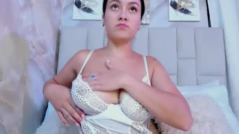 Jaslyn online show from 02-05-26, 06:01