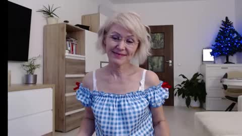 Jasmin room for people 40 online show from 12-05-24, 02:33
