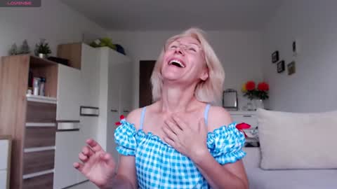 Jasmin room for people 40 online show from 09-16-25, 08:48