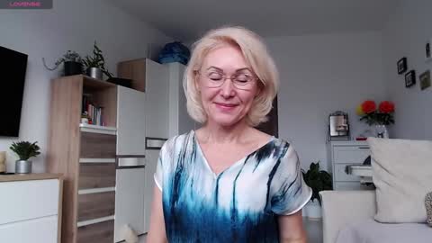 Jasmin room for people 40 online show from 11-14-25, 11:20