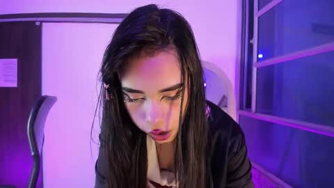 jasmin_skinny online show from 10-19-25, 03:40