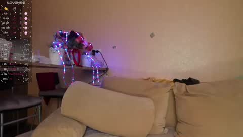 Snapshot of jasminarcher chatting on 06-13-26, 10:46 JasminArcher online show from 06-13-26, 10:46