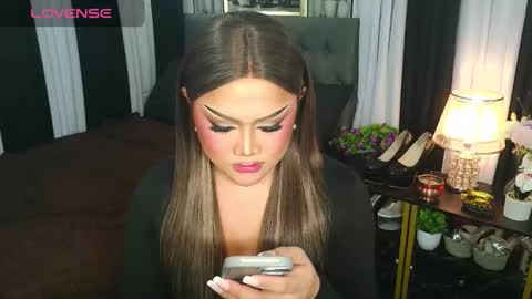 Jasmine Brandy online show from 11-26-25, 11:22