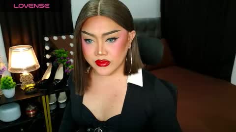 Snapshot of jasmine_brandy chatting on 01-15-26, 01:43 Jasmine Brandy online show from 01-15-26, 01:43