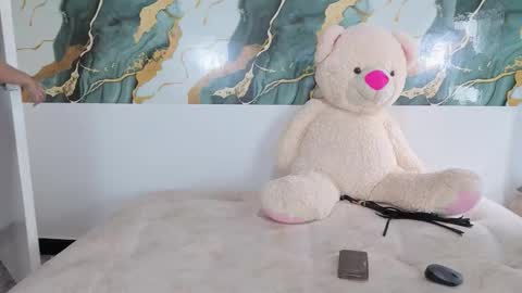 jasmine_star12 online show from 02-02-26, 07:56