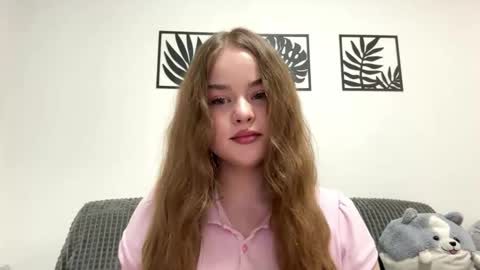 Snapshot of jasminekiss_ chatting on 03-19-26, 03:05 Jasmine online show from 03-19-26, 03:05