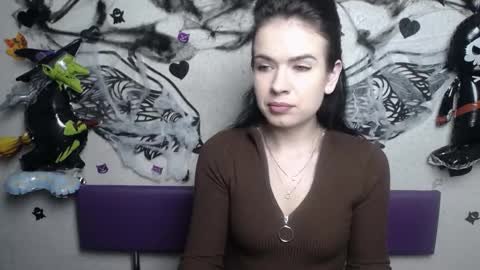 JasmineKouch online show from 11-08-25, 06:35