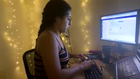 Snapshot of jasmineprincess_ chatting on 03-06-26, 05:09 Jasmine online show from 03-06-26, 05:09