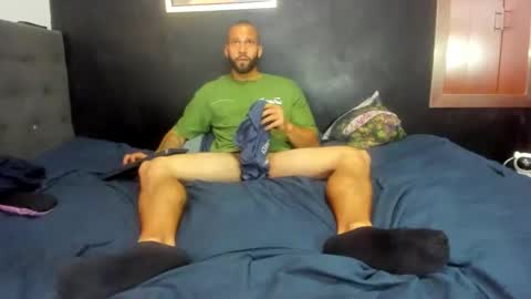    online show from 10-28-25, 02:42