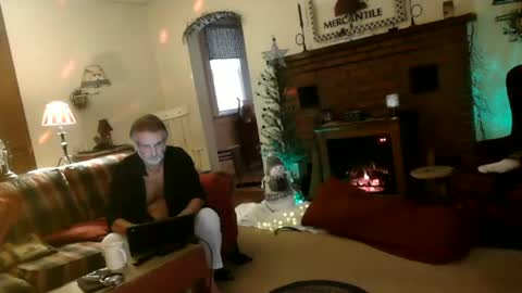 Snapshot of jasonreloaded694u chatting on 12-21-24, 07:49 Jason online show from 12-21-24, 07:49