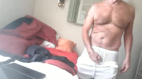 Snapshot of jasonreloaded694u chatting on 01-17-25, 08:22 Jason online show from 01-17-25, 08:22