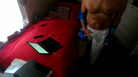 Snapshot of jasonreloaded694u chatting on 09-28-25, 01:05 Jason online show from 09-28-25, 01:05