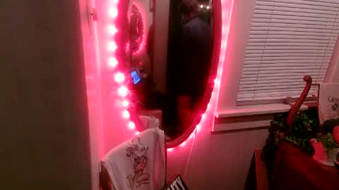 Snapshot of jasonreloaded694u chatting on 10-05-25, 11:13 Jason online show from 10-05-25, 11:13