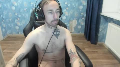 Snapshot of jasonwaker chatting on 10-15-25, 08:09 jasonwaker online show from 10-15-25, 08:09