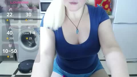 Snapshot of jassicaonline chatting on 11-19-25, 02:22 jassicaonline online show from 11-19-25, 02:22