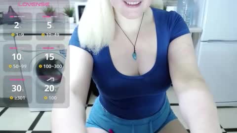 Snapshot of jassicaonline chatting on 12-15-25, 09:41 jassicaonline online show from 12-15-25, 09:41