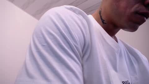 Snapshot of jasson_king01 chatting on 04-25-26, 11:57 JKing online show from 04-25-26, 11:57