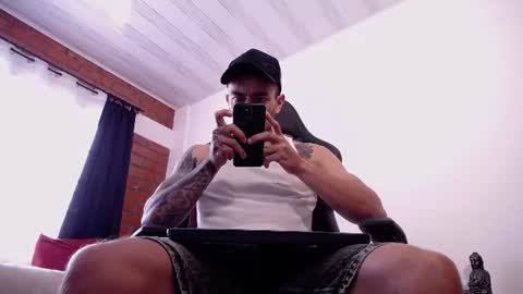 JKing  online show from 07-12-26, 08:33