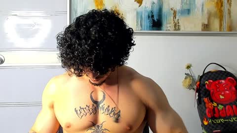 Snapshot of jasson_rodriguez69 chatting on 01-03-25, 02:43 Lil Dark online show from 01-03-25, 02:43