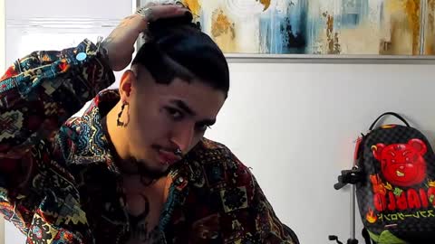 Snapshot of jasson_rodriguez69 chatting on 02-04-25, 04:05 Lil Dark online show from 02-04-25, 04:05