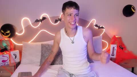 J A S S O N  online show from 10-25-25, 03:18