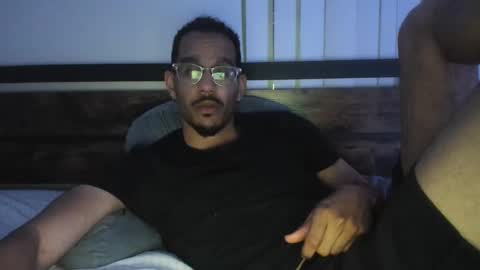 Snapshot of jav1eranisao chatting on 02-08-25, 03:30 Jorge online show from 02-08-25, 03:30