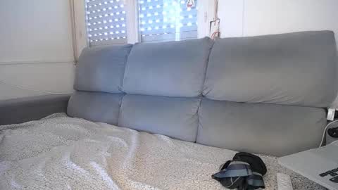 Snapshot of javierandaniel chatting on 02-23-25, 06:23 Javier online show from 02-23-25, 06:23