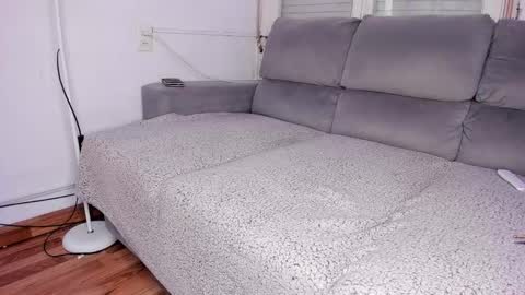 Javier  online show from 02-06-26, 04:32