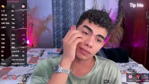 Snapshot of javierascencio chatting on 12-16-25, 10:09 javi15 online show from 12-16-25, 10:09