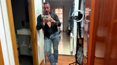 javiercerrob online show from 02-15-26, 04:58