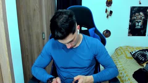 Snapshot of javiersexymann chatting on 01-19-25, 02:25 Javier online show from 01-19-25, 02:25