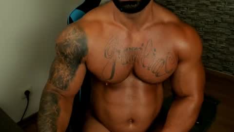 Snapshot of jaxonhunk chatting on 07-09-26, 03:21 JaxonHunk online show from 07-09-26, 03:21