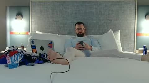 Snapshot of jaxxxspade chatting on 12-02-24, 01:25 Jaxxx Spade online show from 12-02-24, 01:25